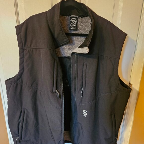 Packable Vest - Picture 2 of 9